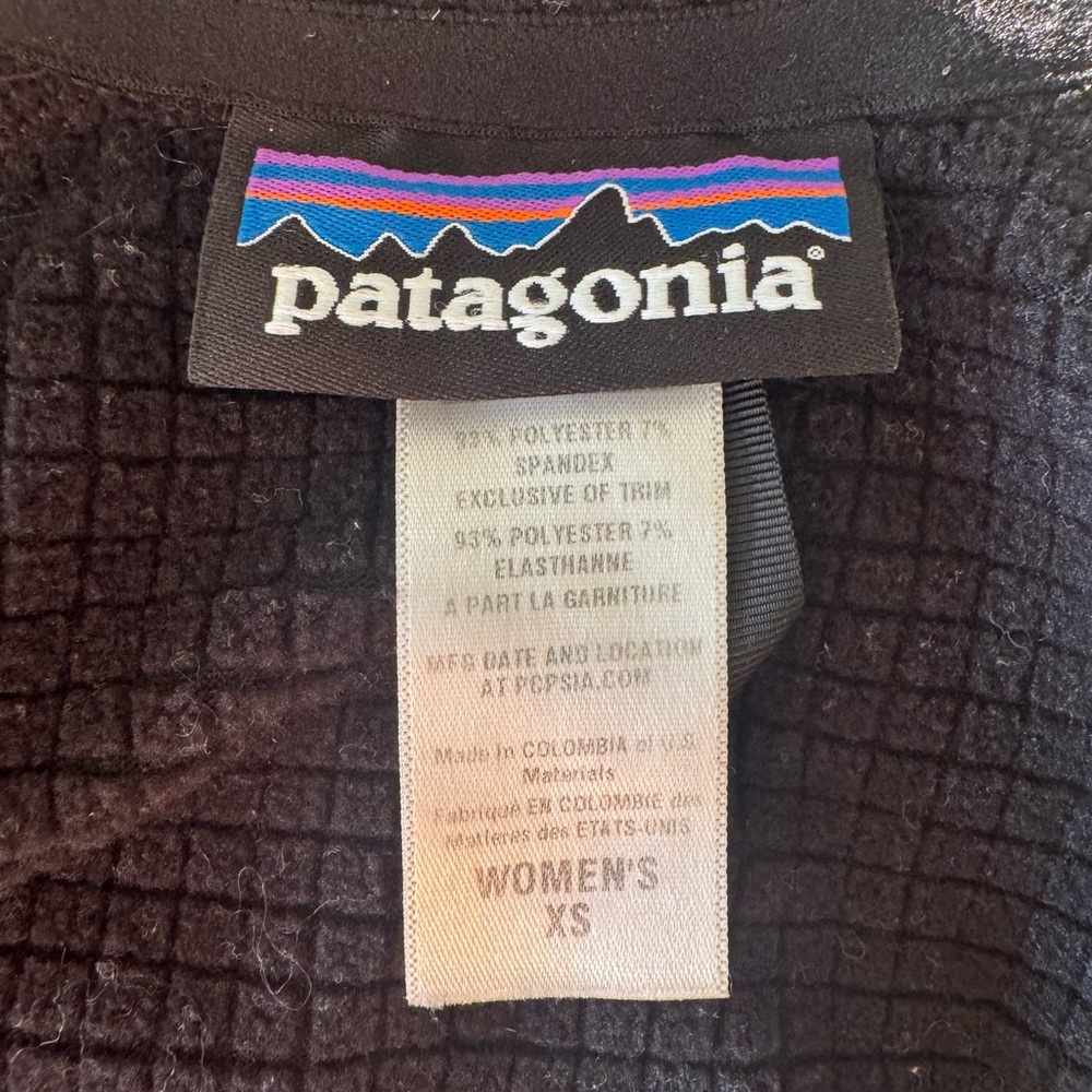 Patagonia Women's Black R1 Full Zipper Jacket - Picture 4 of 8